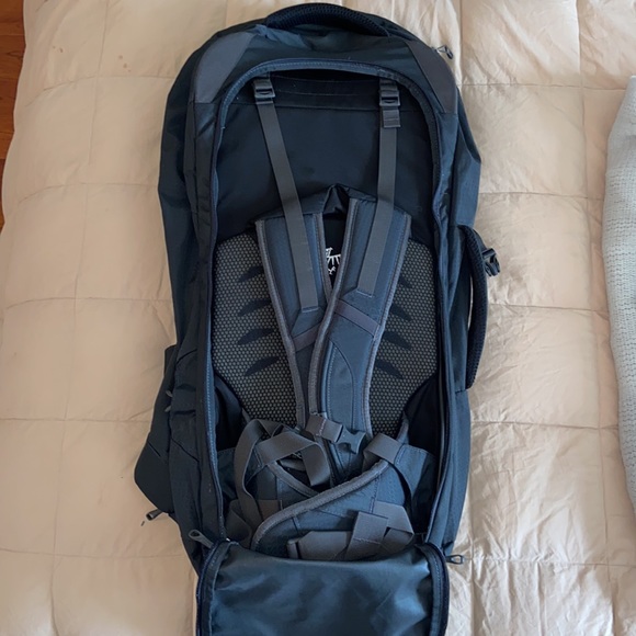COPY - Osprey Farpoint 80 Travel Bag - Picture 6 of 6